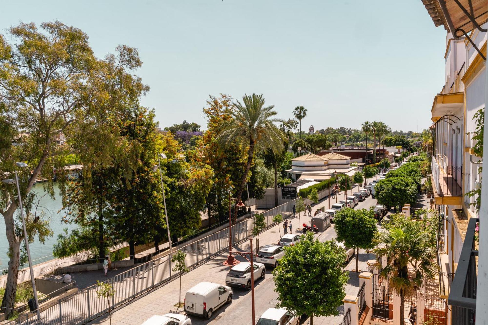 Betis River View Seville Luaran gambar