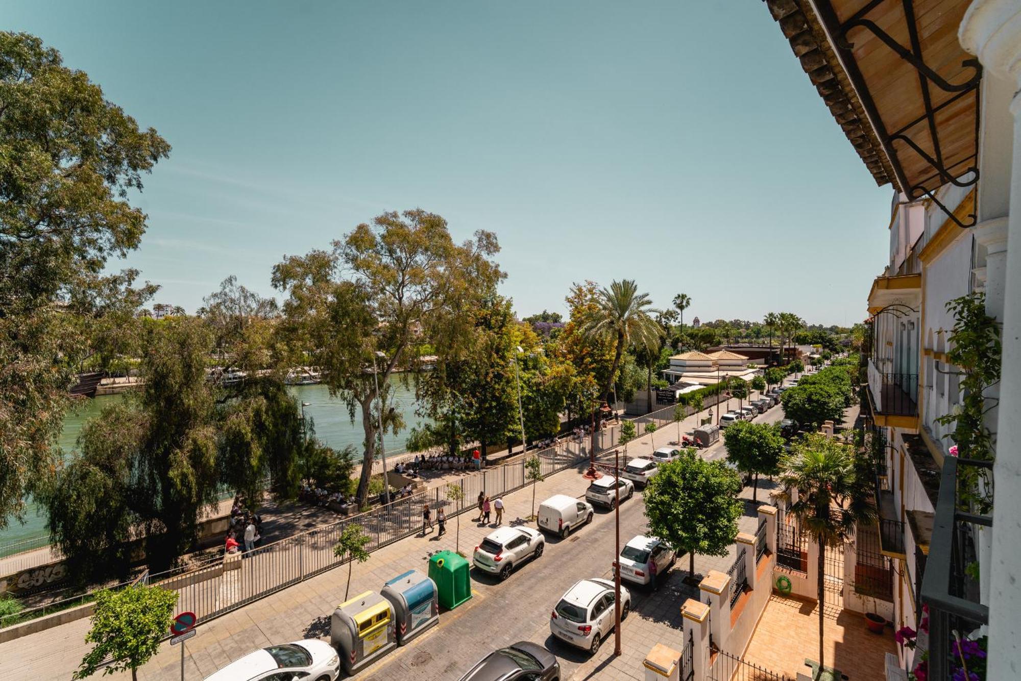 Betis River View Seville Luaran gambar